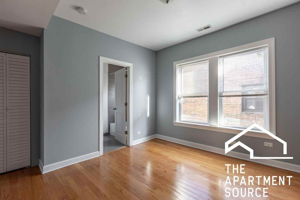 1648 W Pratt Blvd #2K - Photo 7 of 13