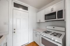 4416 N Whipple St #2E - Photo 1 of 1