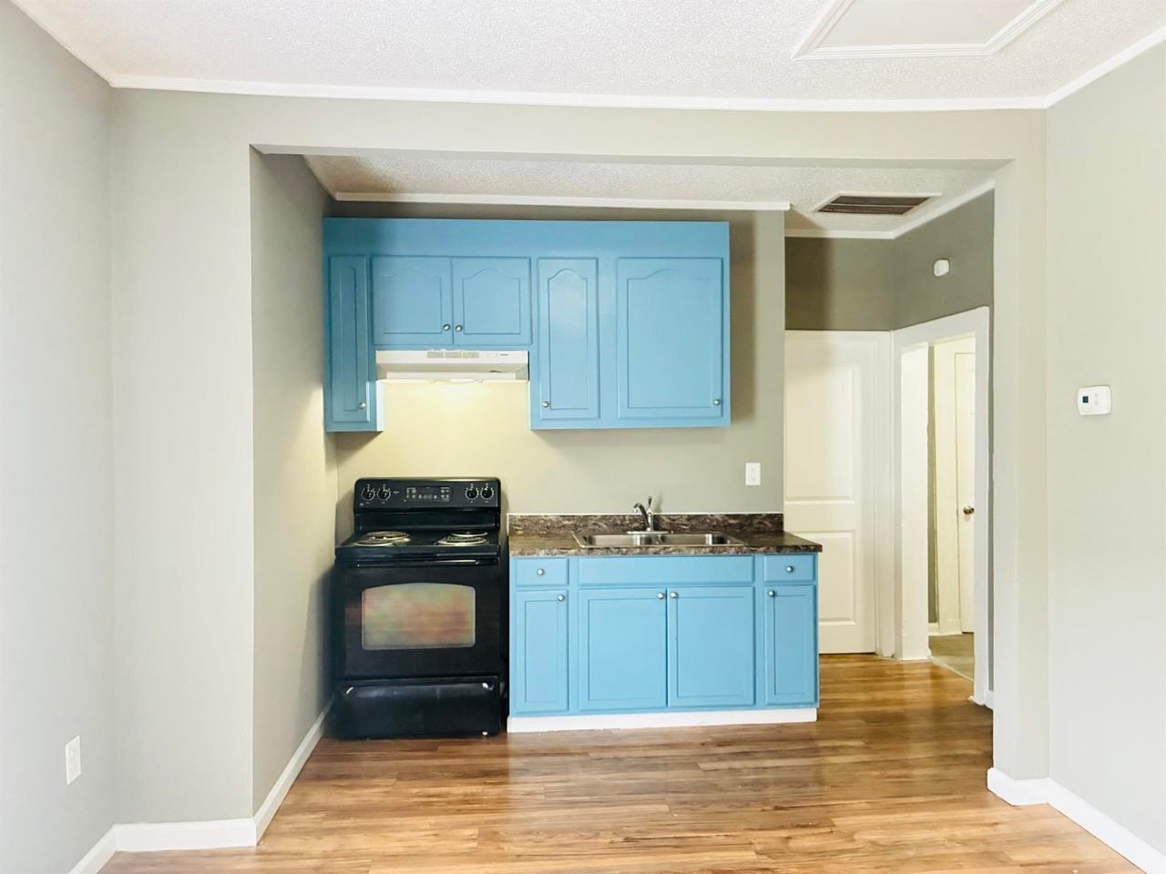 420 Mcbrayer St - Photo 6 of 20