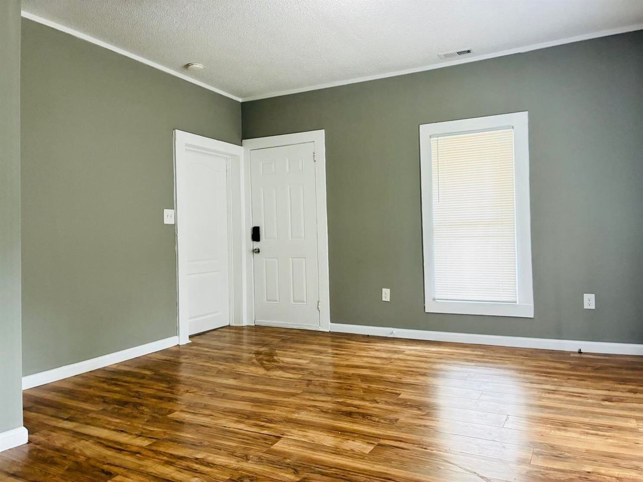 420 Mcbrayer St - Photo 7 of 20