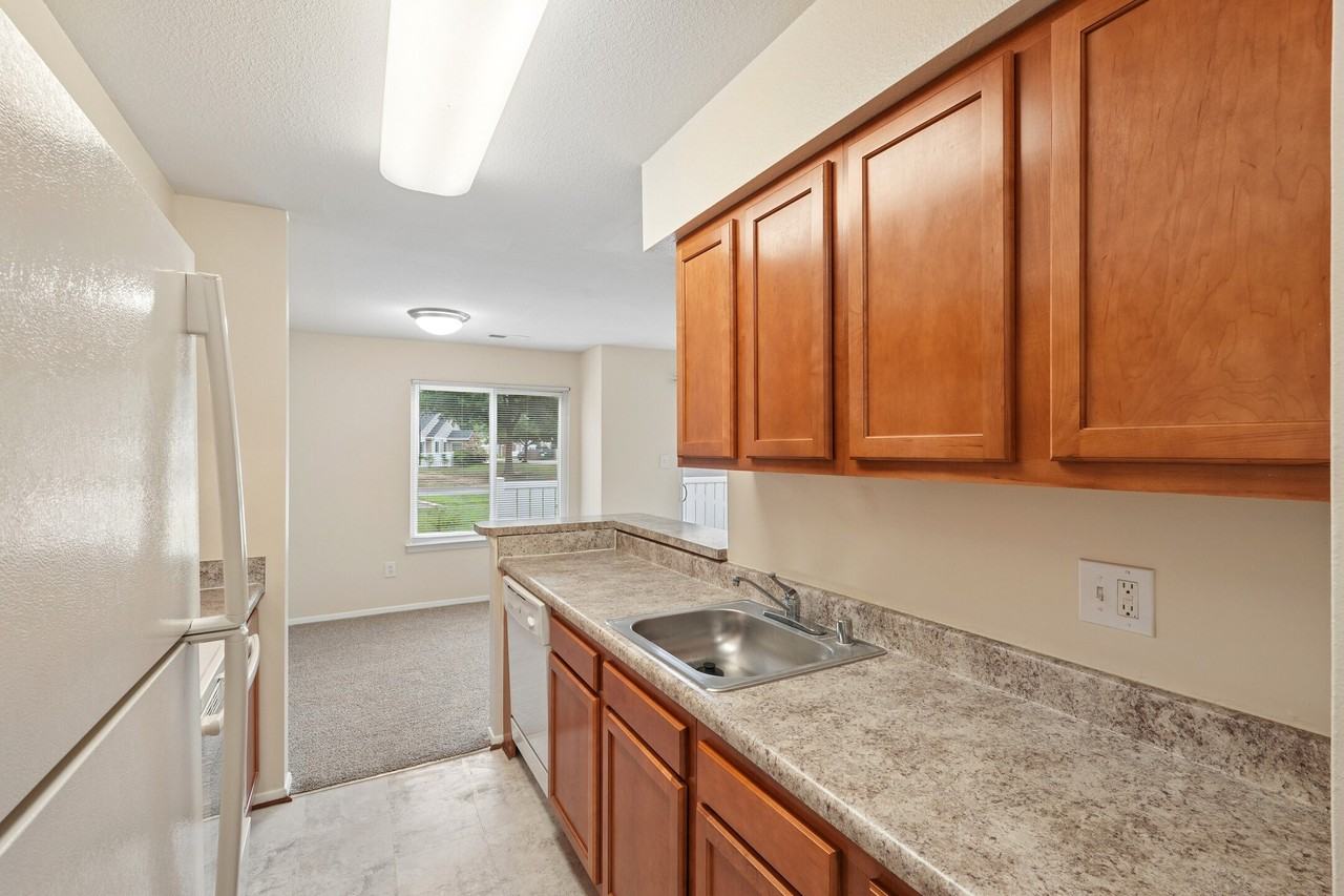 Coachman's Landing Apartments - Photo 7 of 23