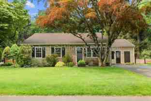 24 Topstone Dr - Photo 1 of 1