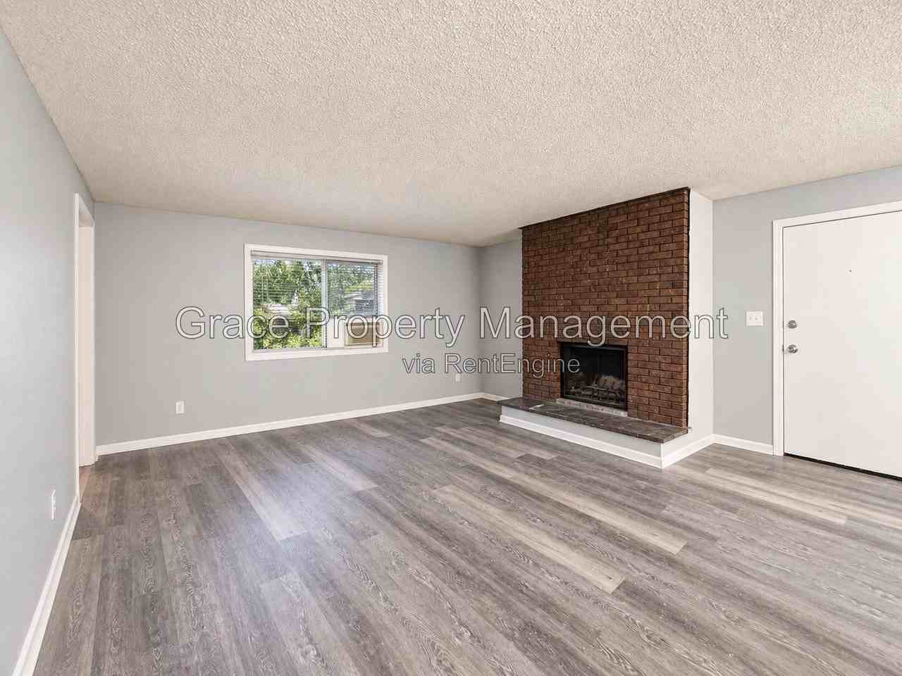 6642 Lowell Blvd - Photo 4 of 12