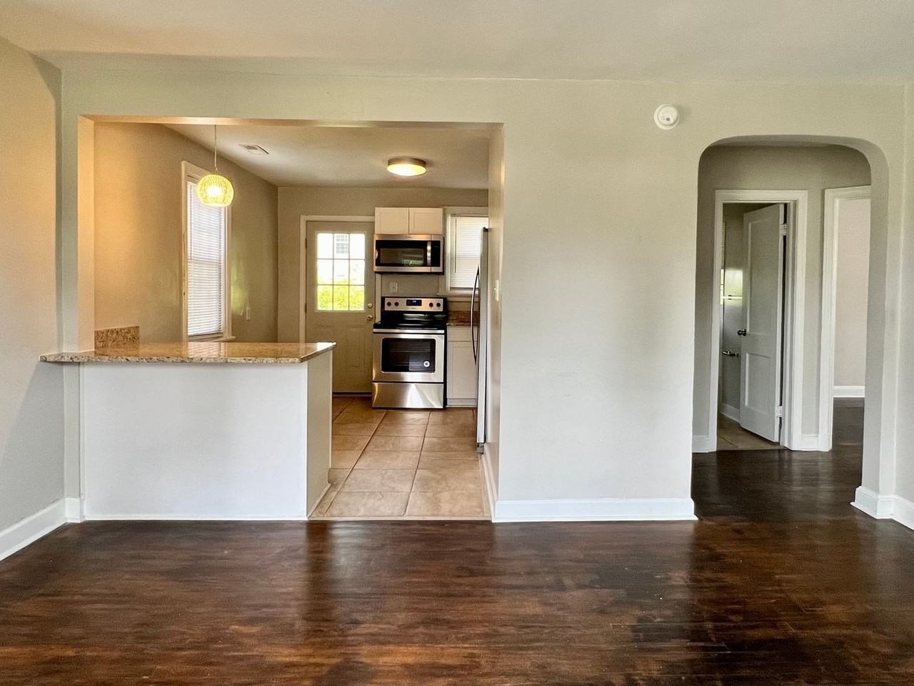 4603 Eastover Ave - Photo 7 of 19