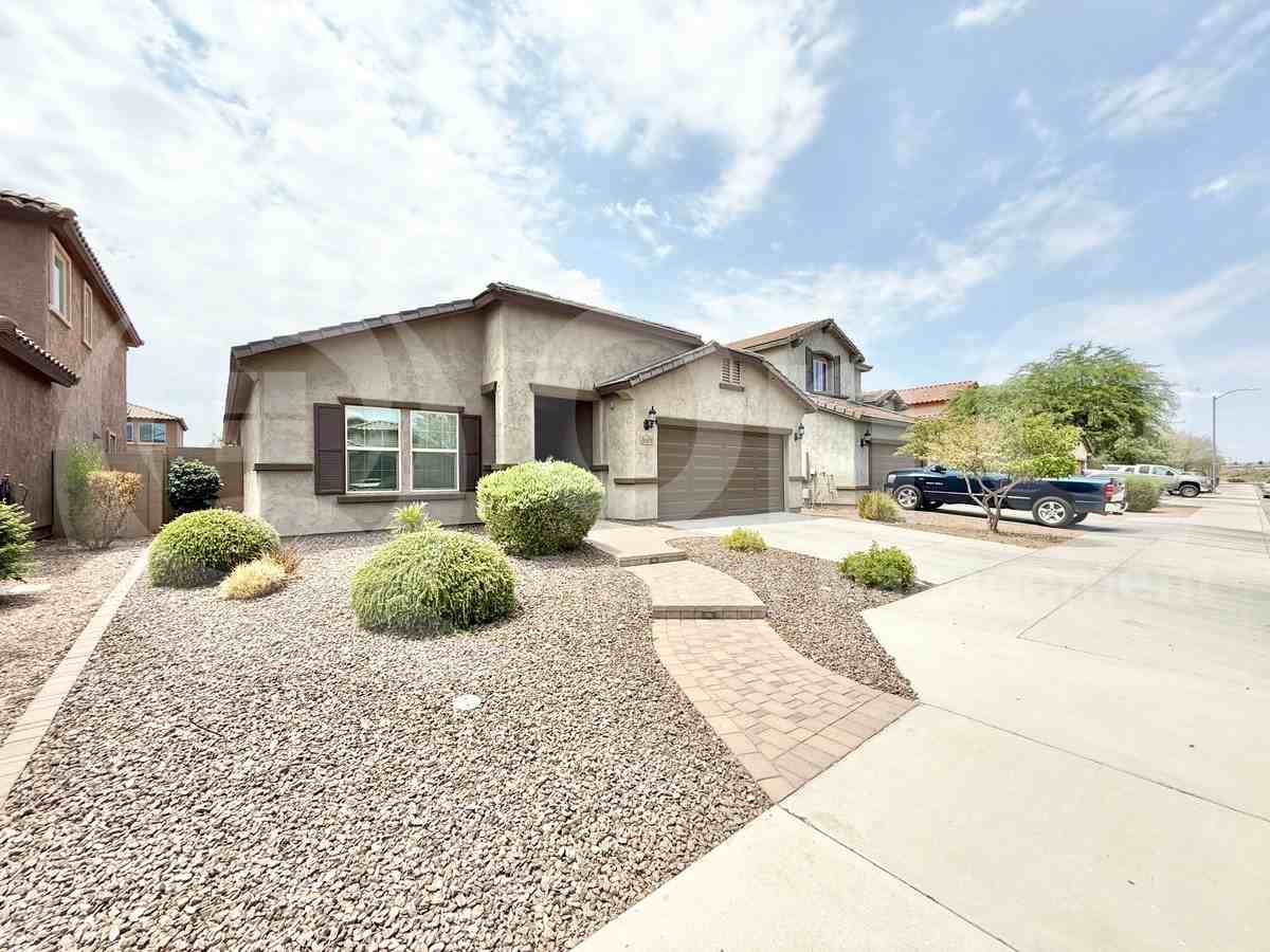 10831 W Bronco Trl - Photo 3 of 26