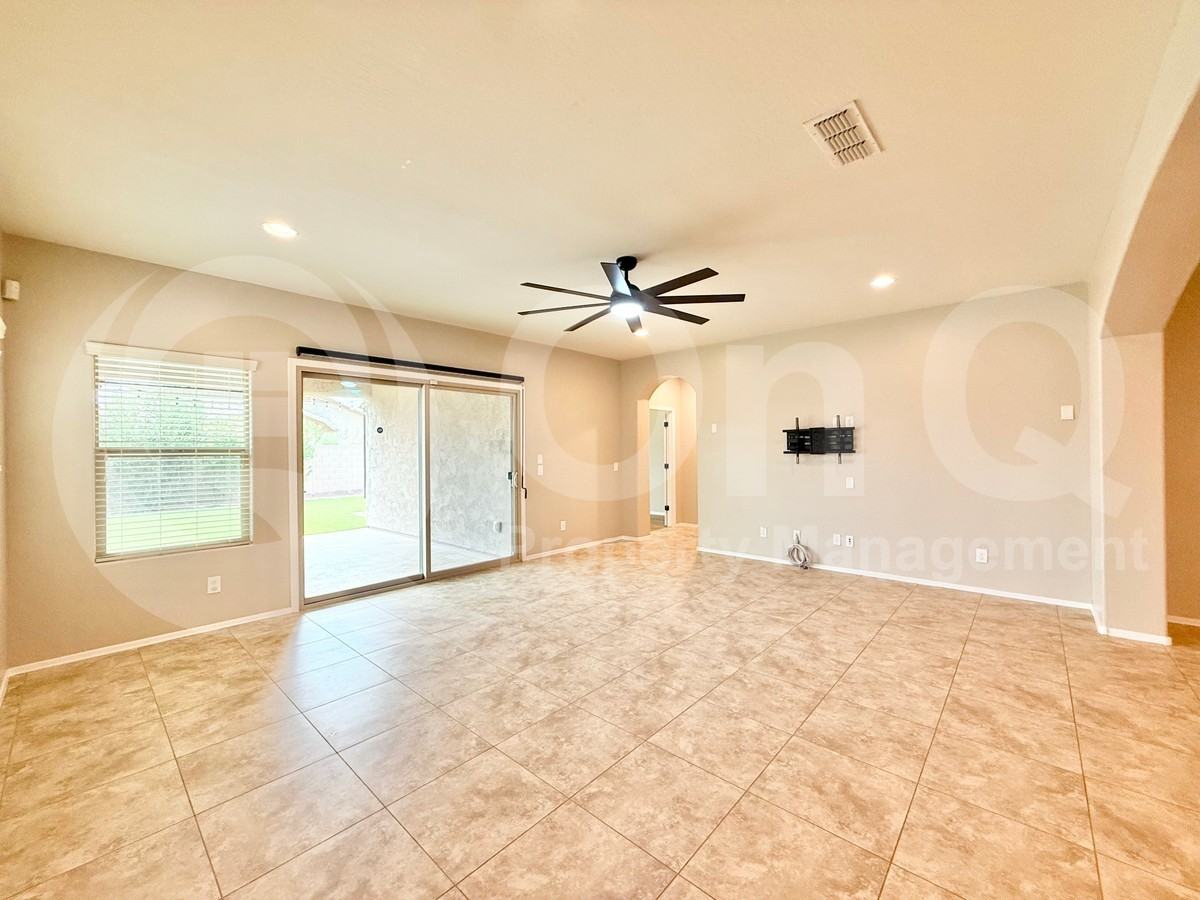 10831 W Bronco Trl - Photo 7 of 26