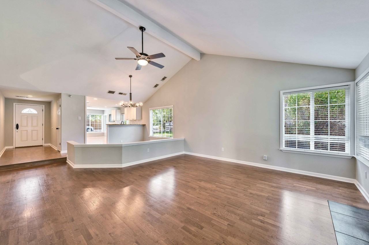 2608 Chowan Way - Photo 2 of 50