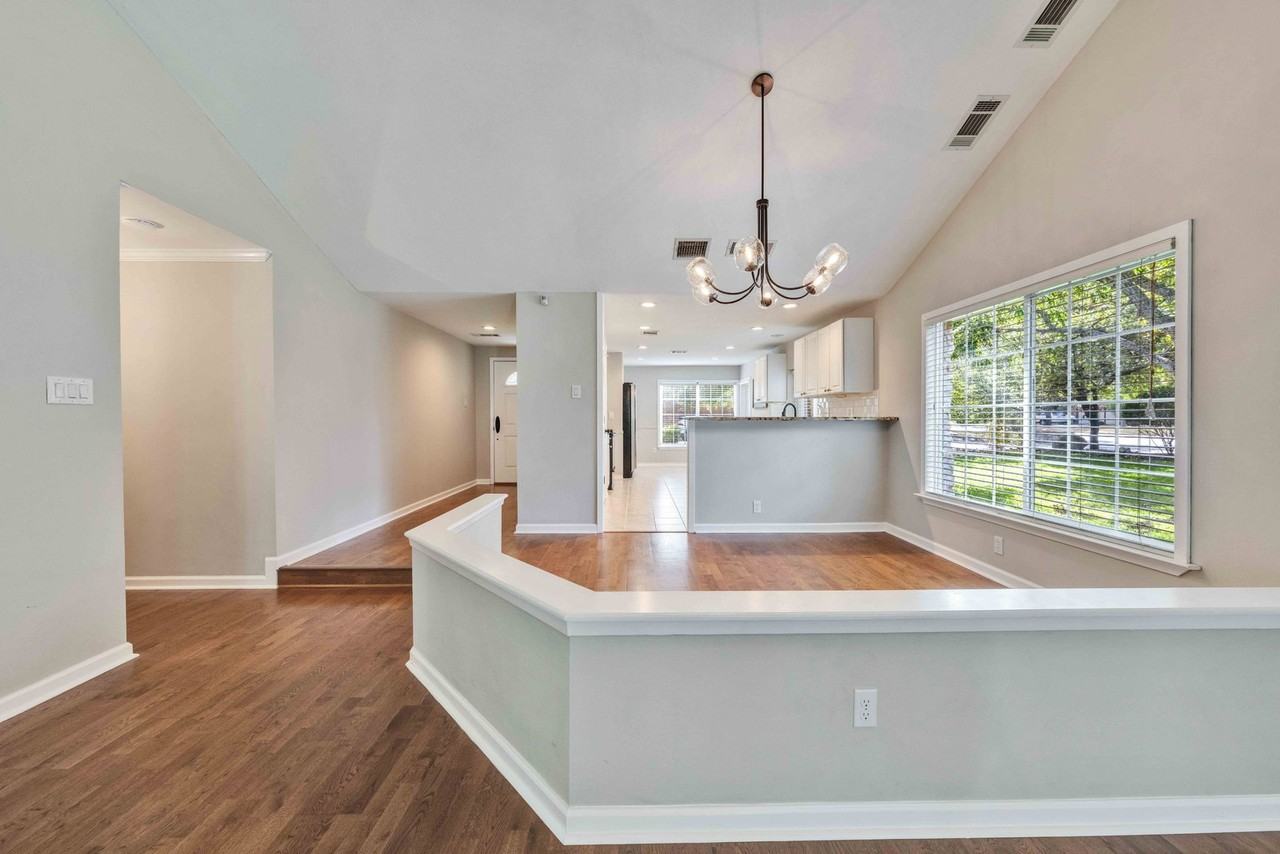 2608 Chowan Way - Photo 4 of 50