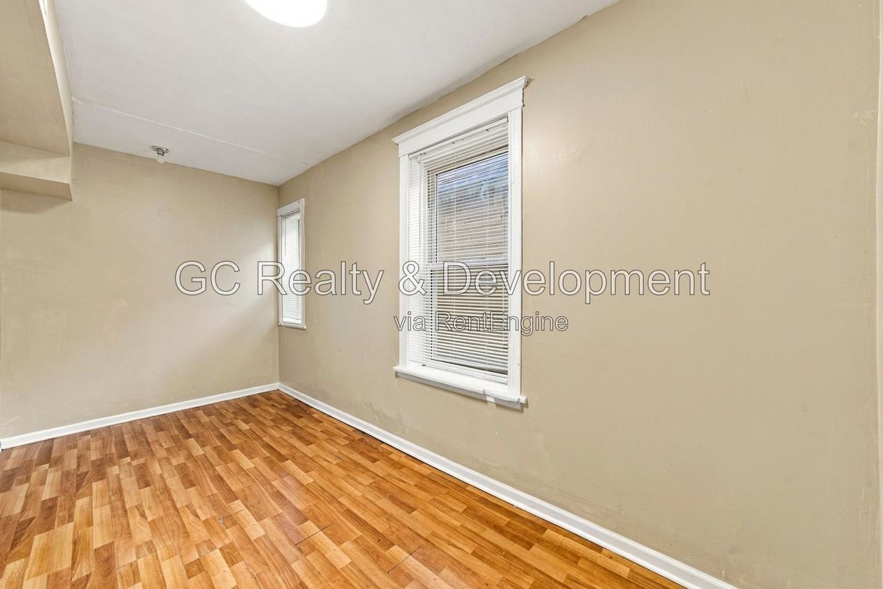 3738 S Hermitage Ave #1 - Photo 6 of 14
