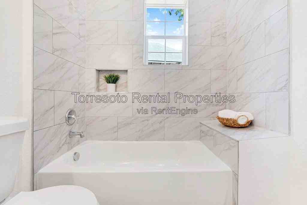 226 Porter St - Photo 6 of 29