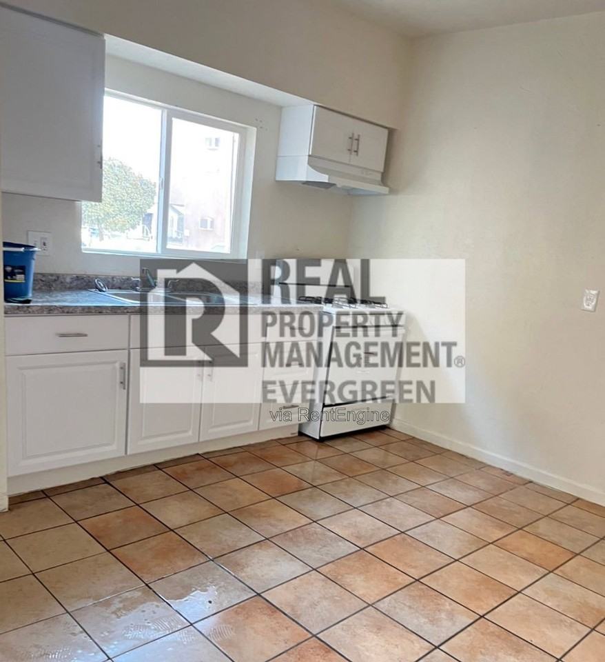 85 E Thurman Ave #9 - Photo 3 of 7