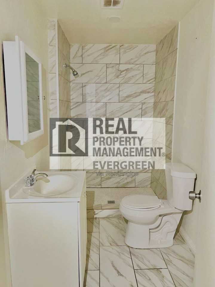 85 E Thurman Ave #9 - Photo 4 of 7