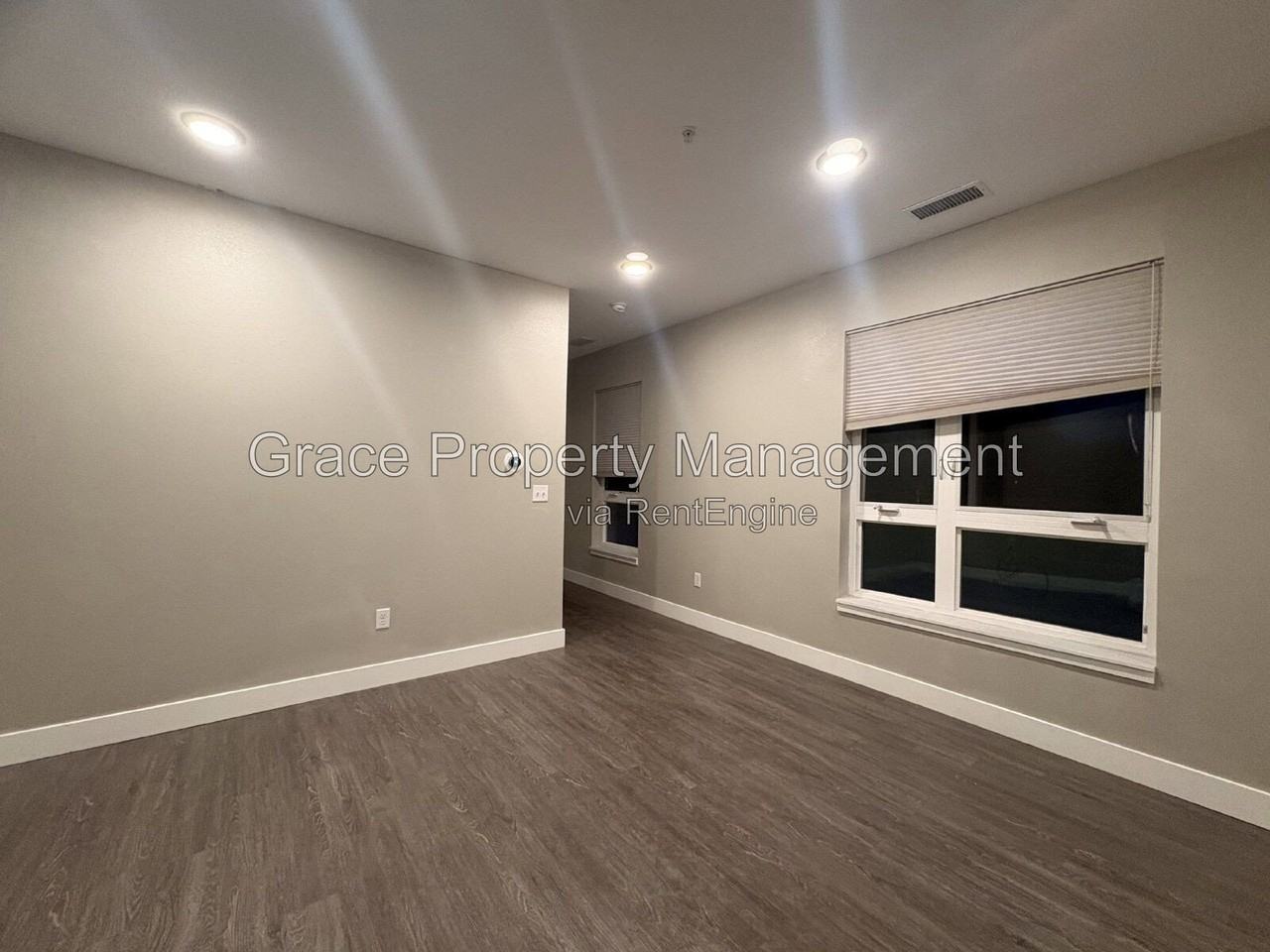 2374 S University Blvd #313 - Photo 4 of 10
