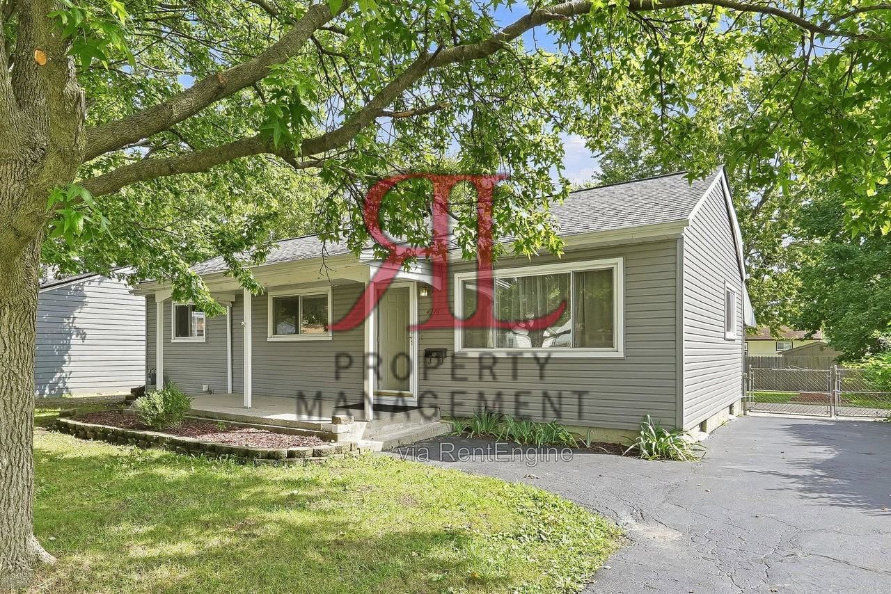 4176 Beechgrove Dr - Photo 2 of 22