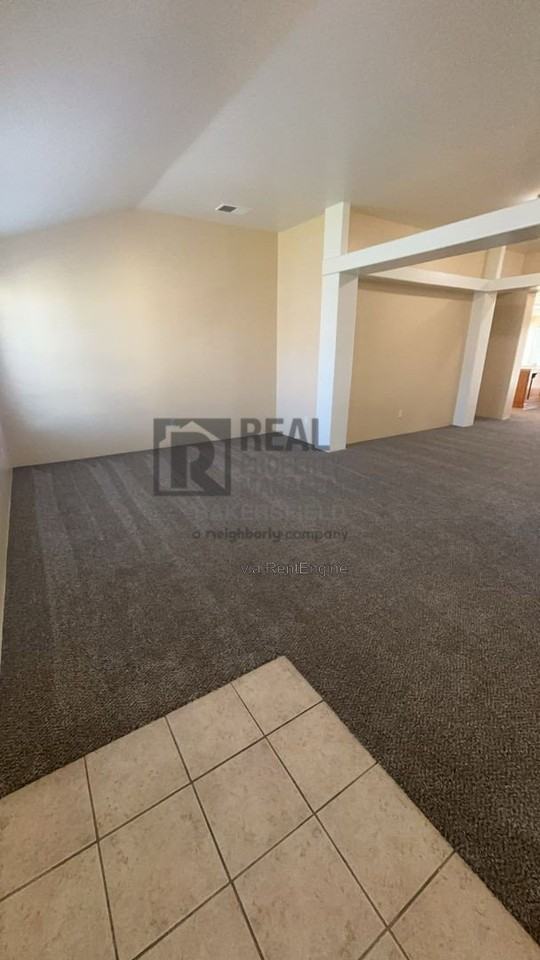 9913 Pavilion Dr - Photo 3 of 33