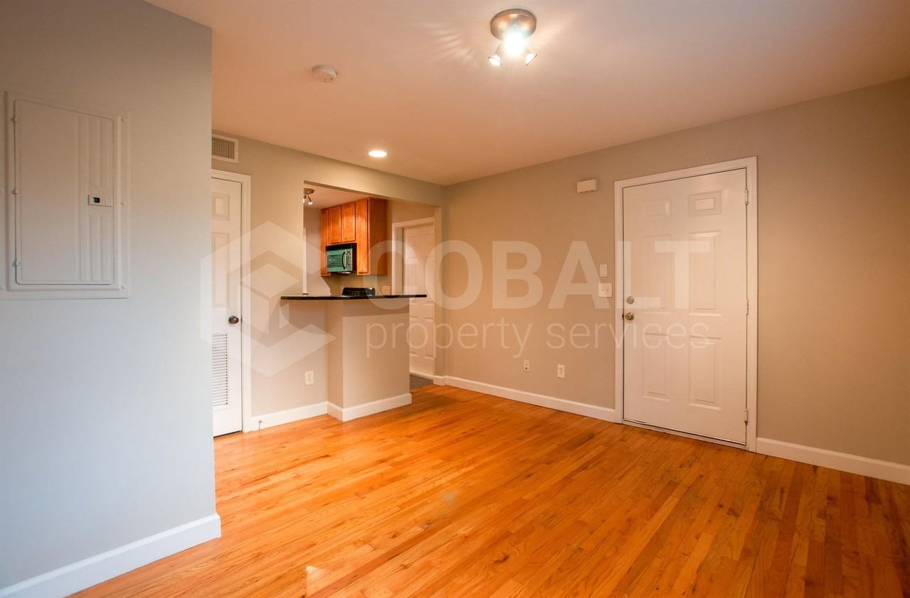 190 Kirkwood Rd Ne #C1 - Photo 2 of 21