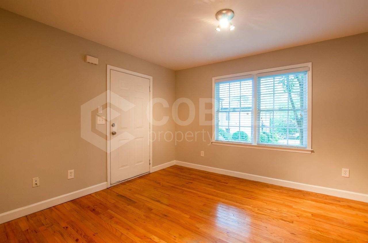 190 Kirkwood Rd Ne #C1 - Photo 3 of 21