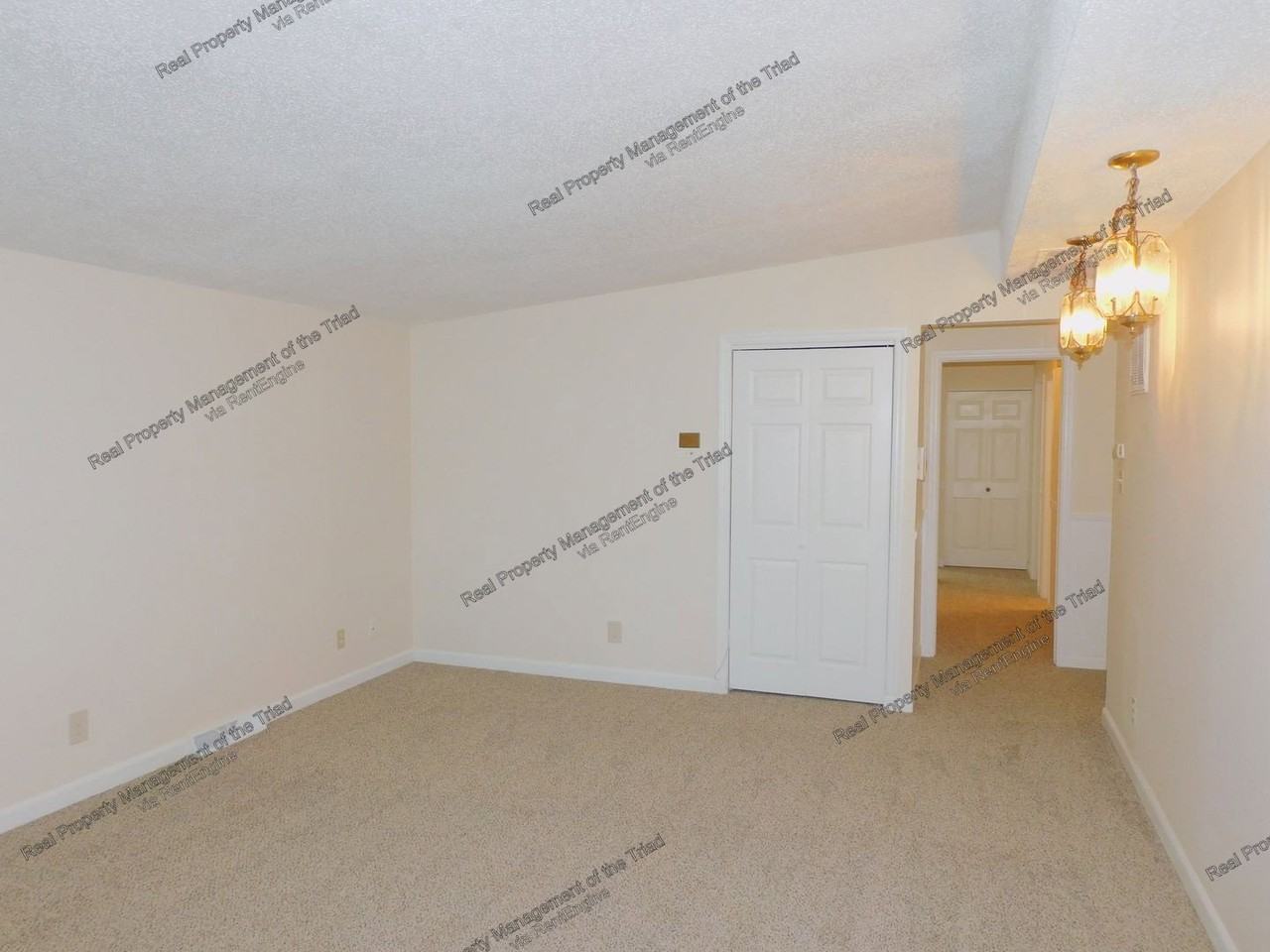 2209 Revelle Ln - Photo 7 of 19