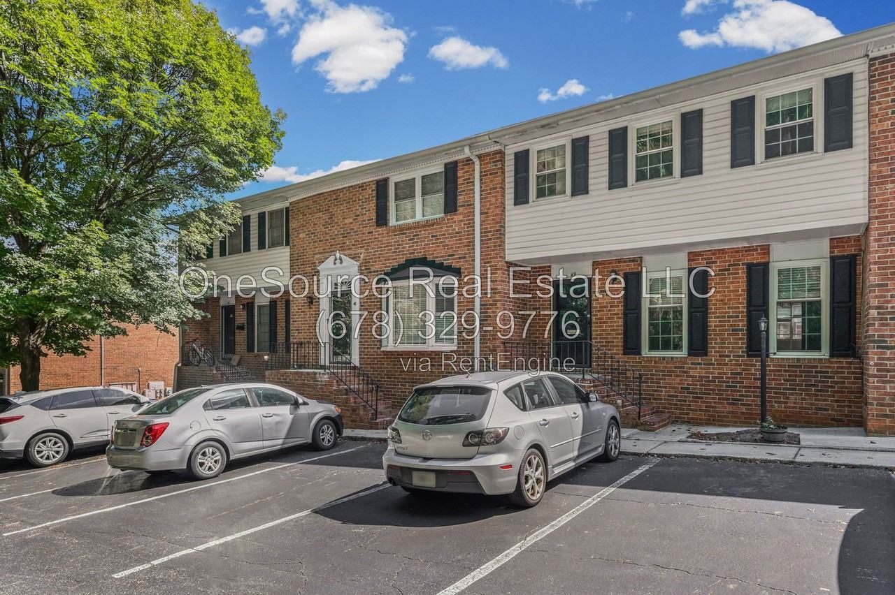 6520 Roswell Rd Ne #49-49 - Photo 4 of 36