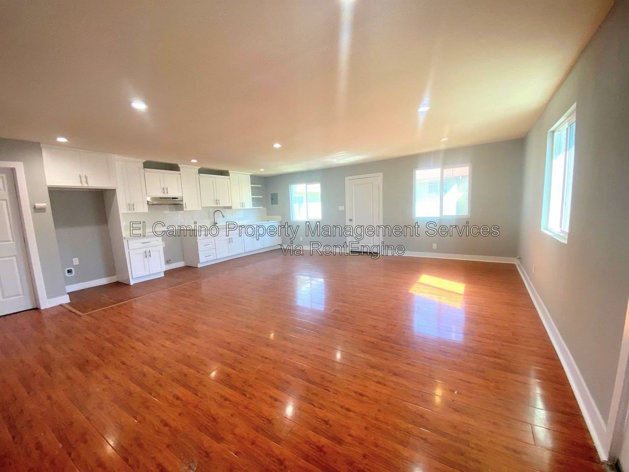 303 N Townsend Ave - Photo 4 of 12