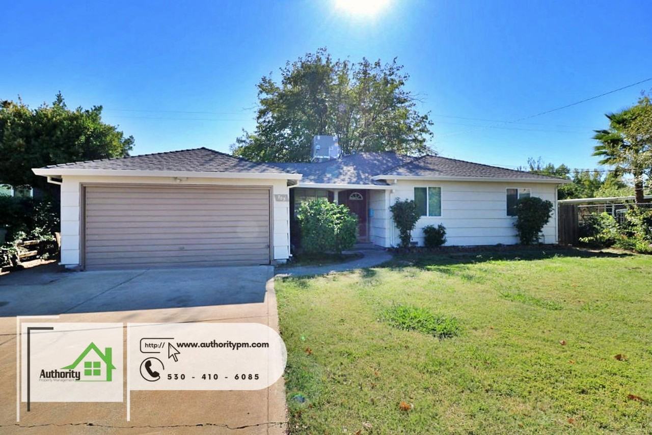 705 Lincoln St - Photo 2 of 24