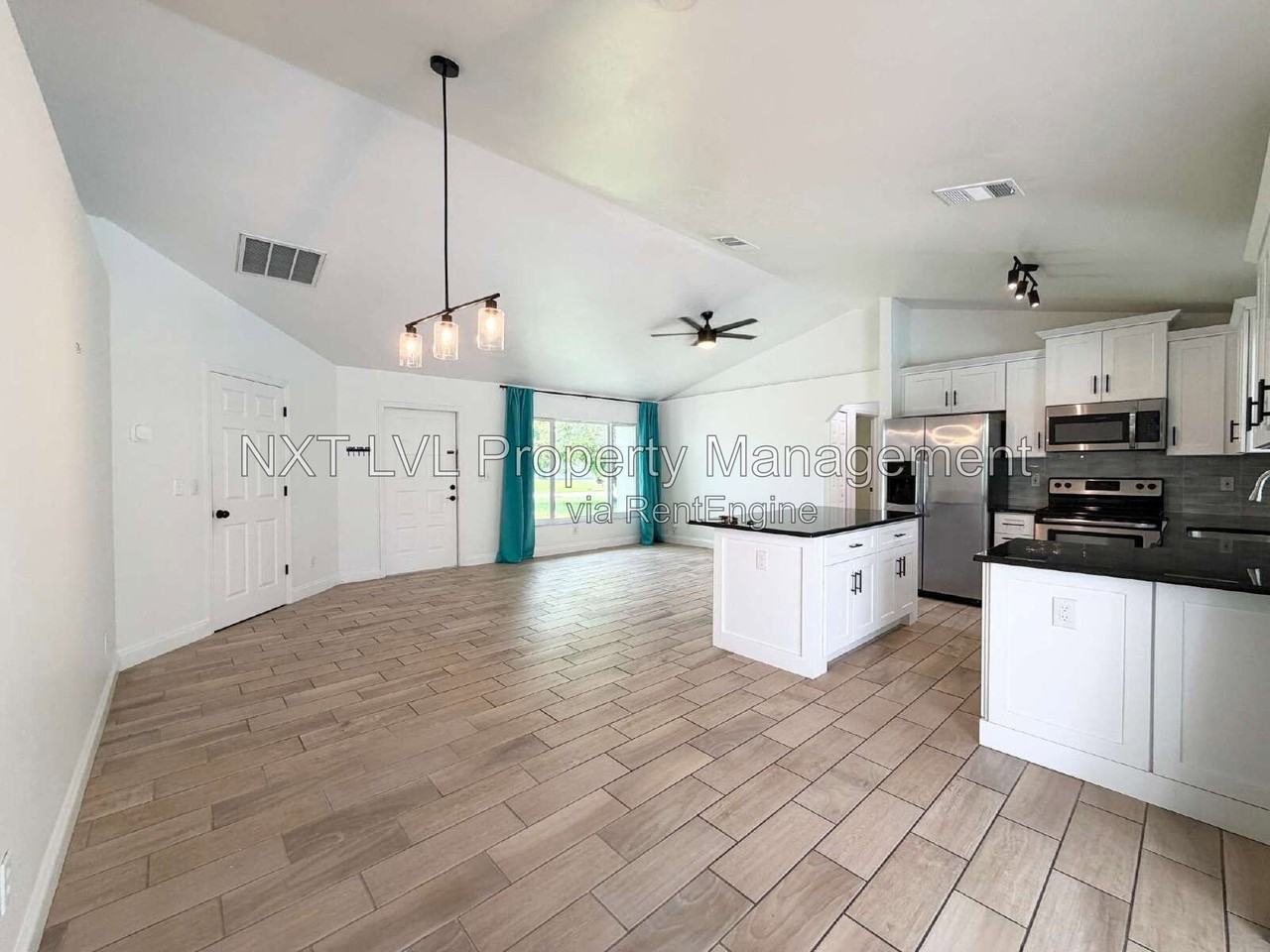 631 Sw 12th St - Photo 3 of 21