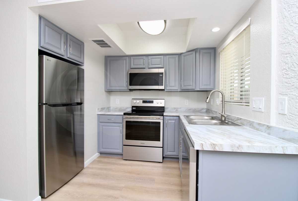 2830 N Granite Reef Rd - Photo 3 of 13