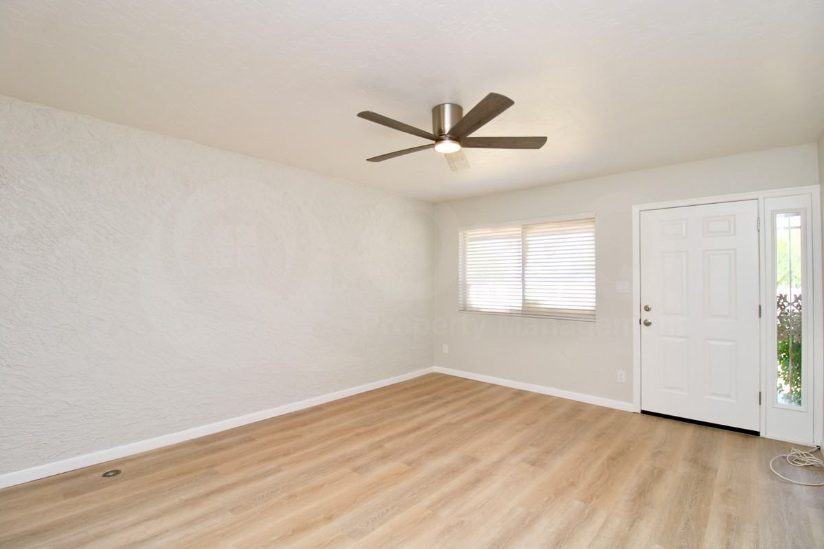 2830 N Granite Reef Rd - Photo 4 of 13