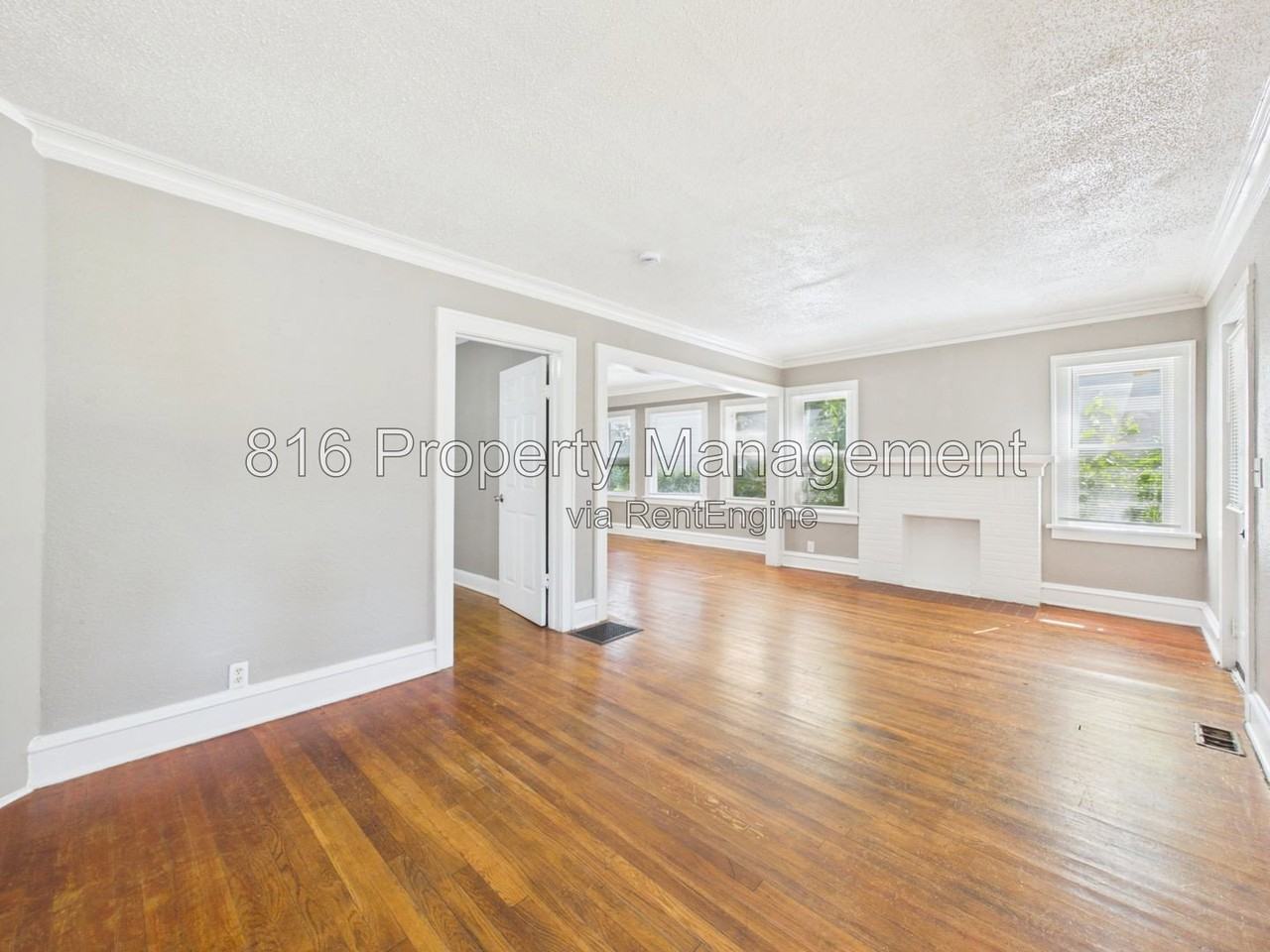 5619 Wayne Ave - Photo 4 of 23