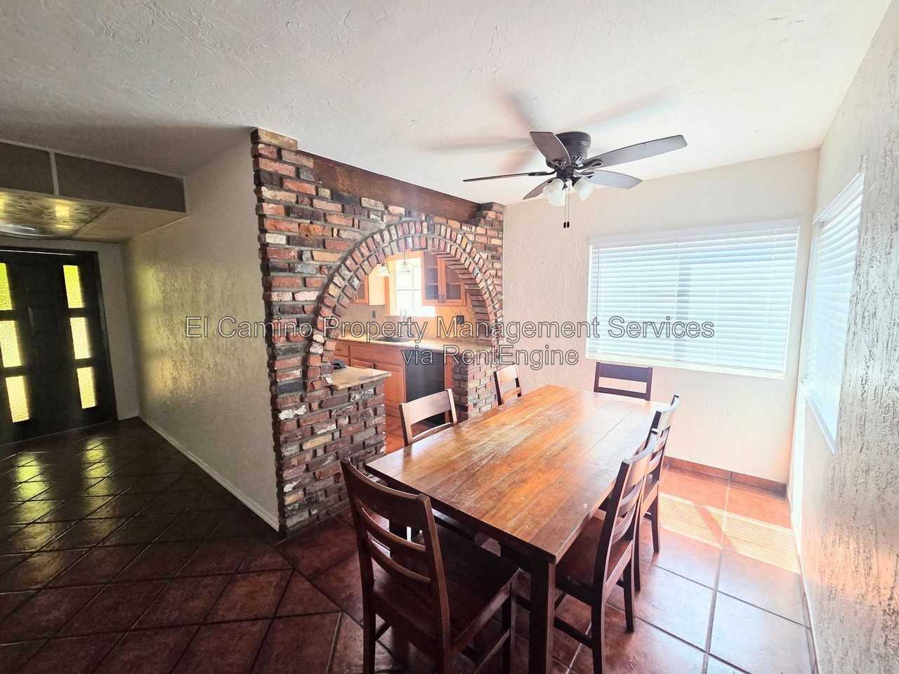4137 Layman Ave - Photo 4 of 19