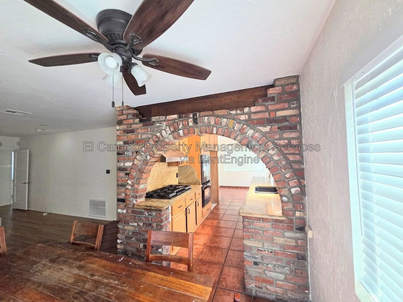 4137 Layman Ave - Photo 5 of 19