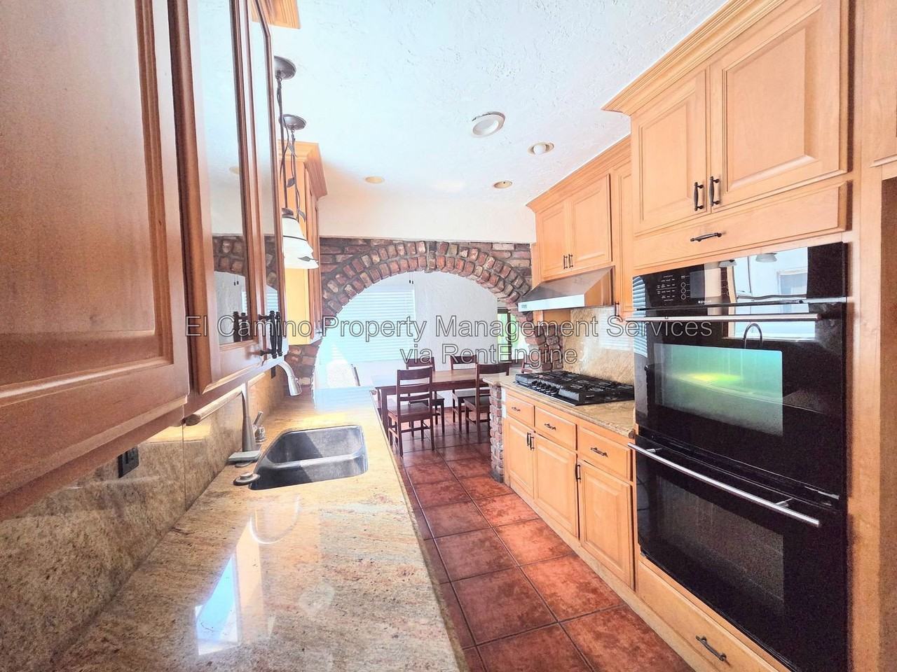 4137 Layman Ave - Photo 7 of 19