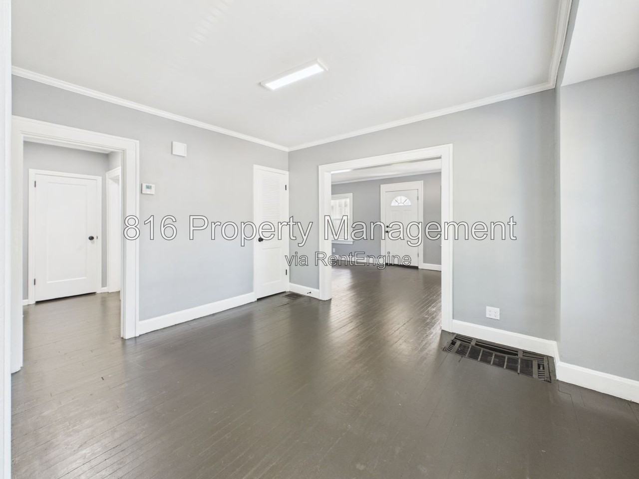 7211 Lydia Ave - Photo 5 of 21