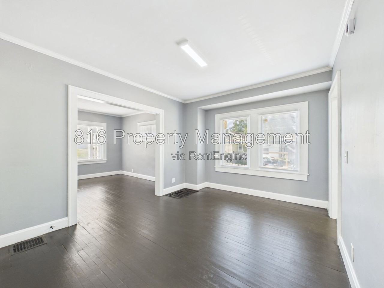7211 Lydia Ave - Photo 6 of 21