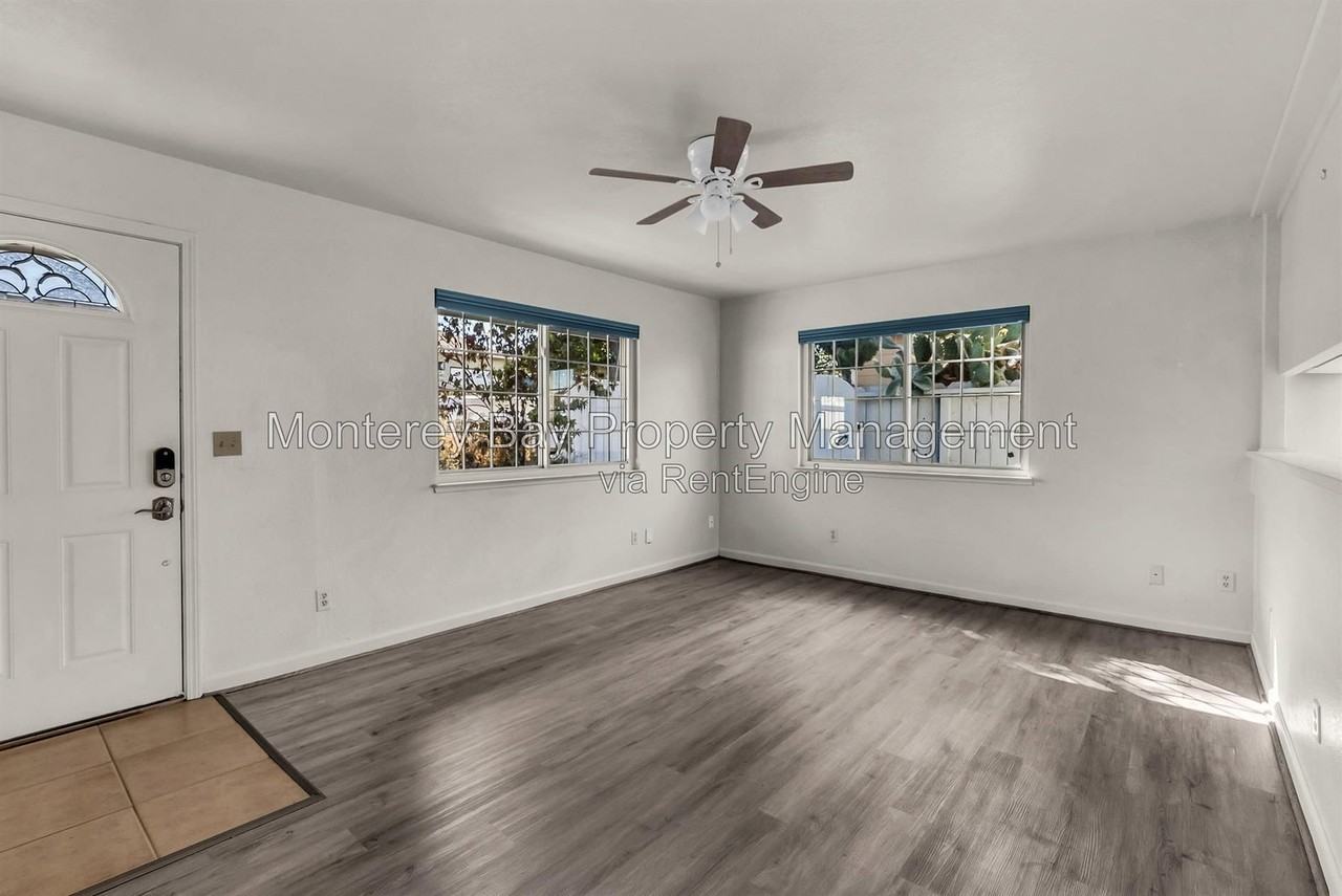 1693 Goodwin St - Photo 4 of 23