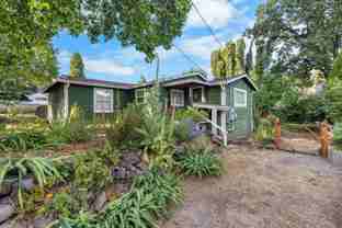 220 Se 157th Ave - Photo 1 of 1