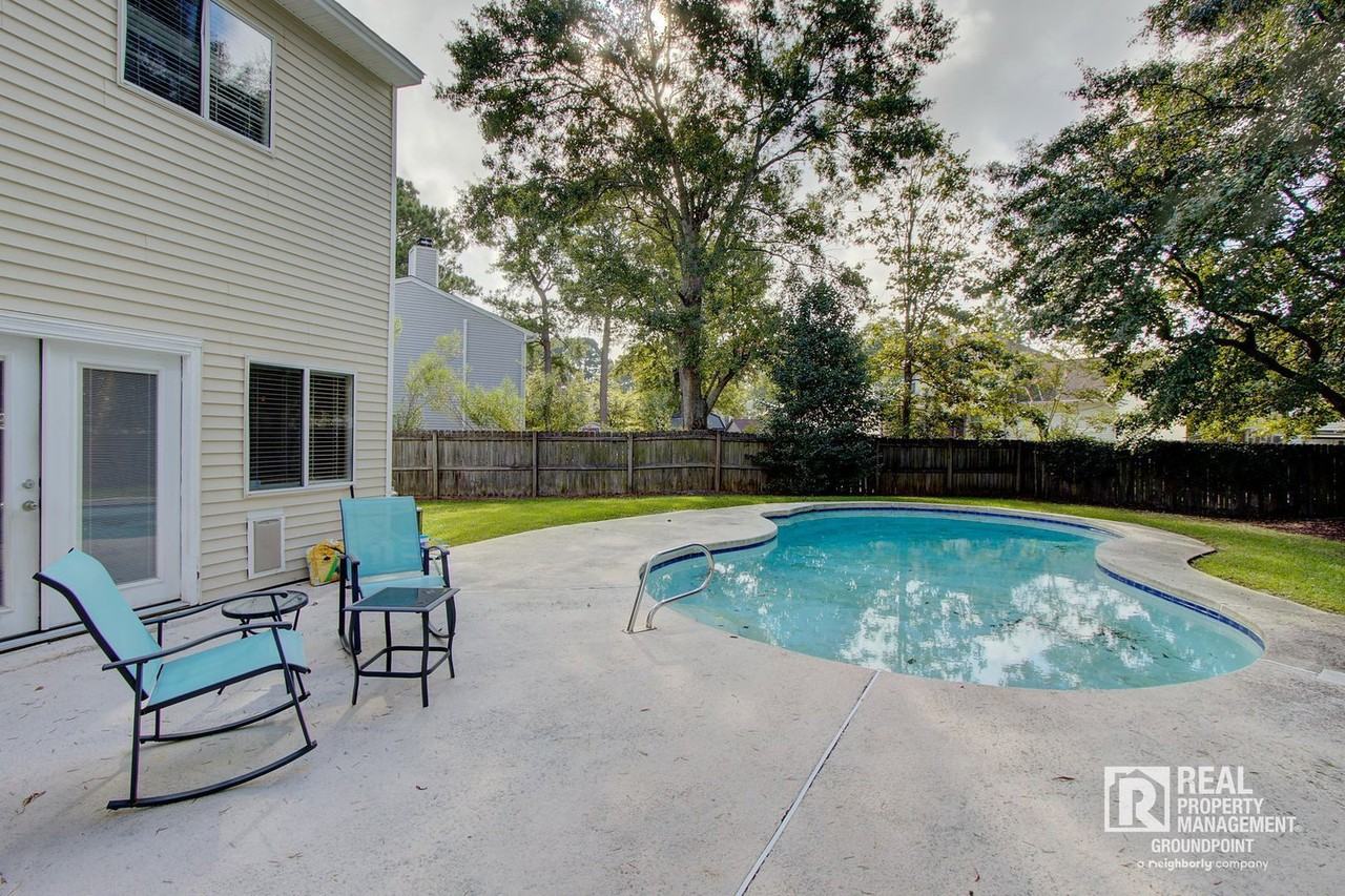 121 Sioux Ct - Photo 3 of 35