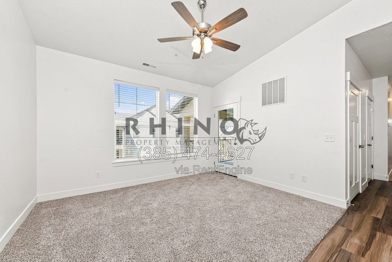 882 N Coulsen Dr #304 - Photo 4 of 16