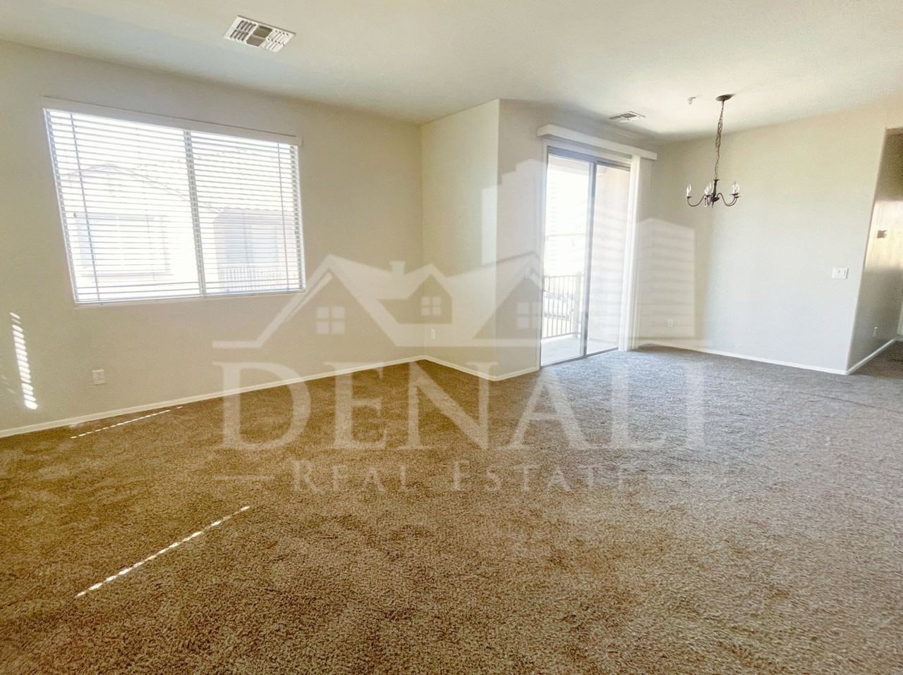 1417 N 80th Ln - Photo 3 of 21