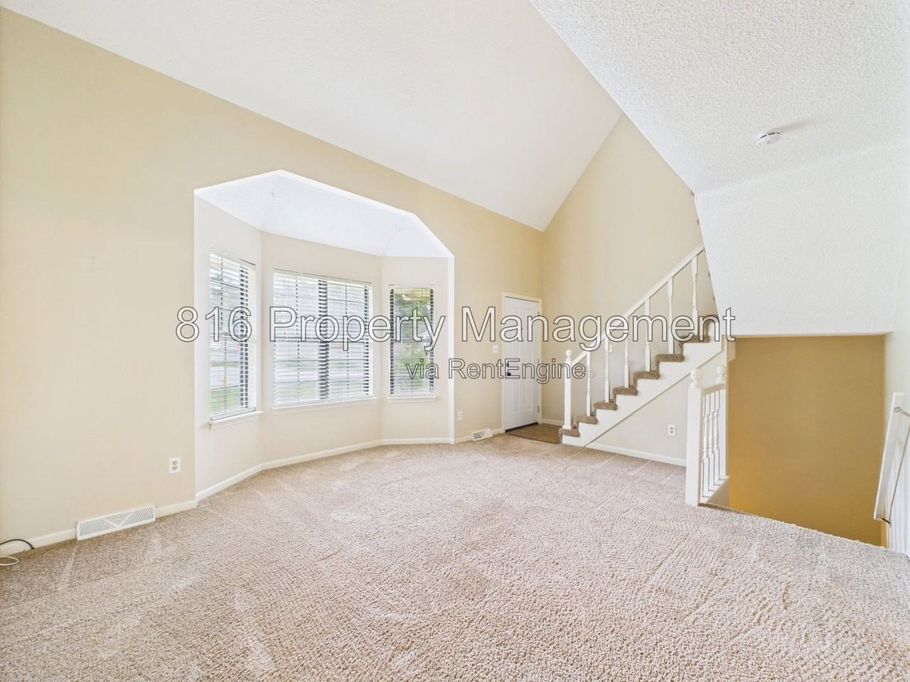 168 Sw Robin Rd - Photo 3 of 29