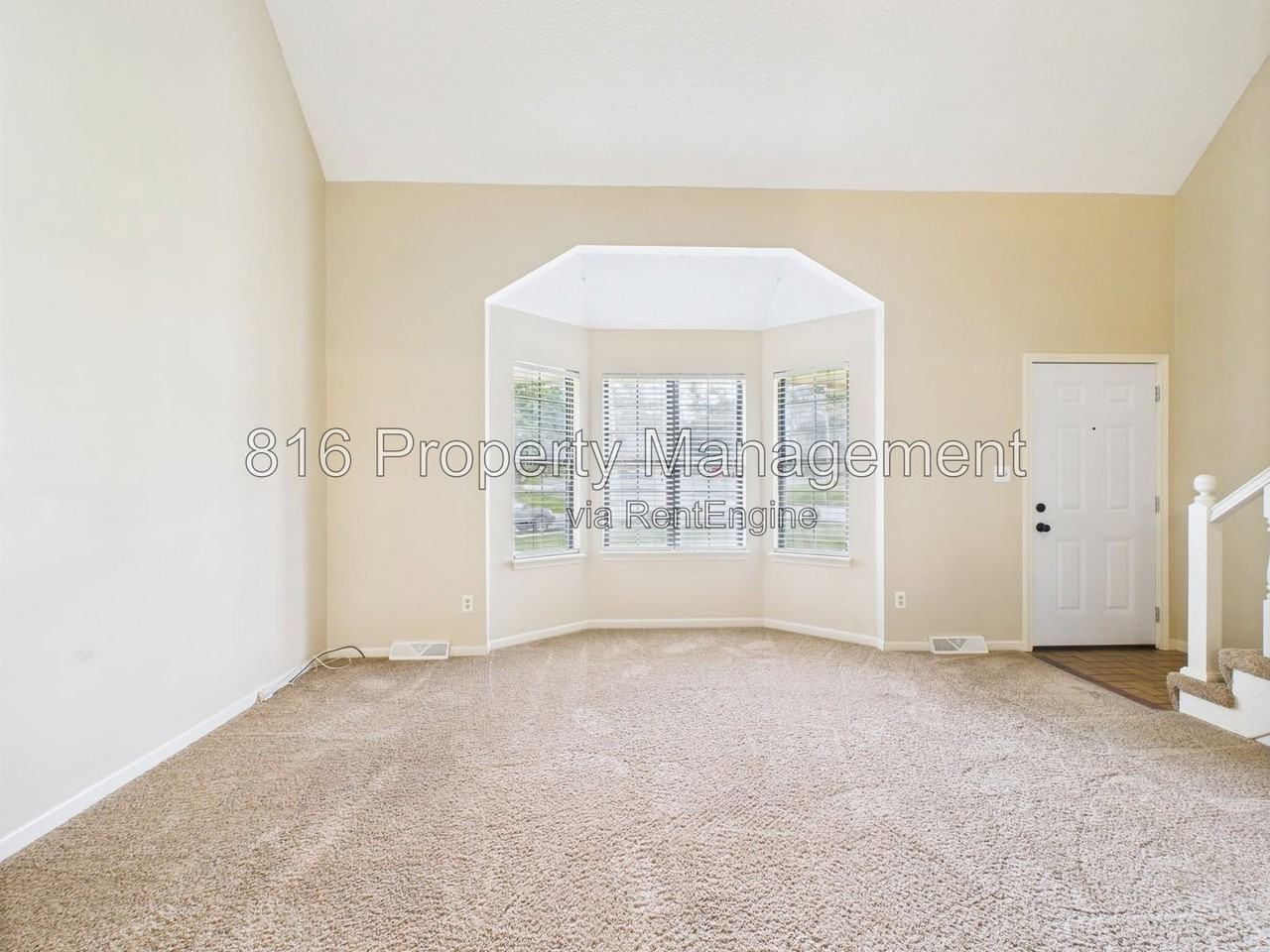 168 Sw Robin Rd - Photo 5 of 29