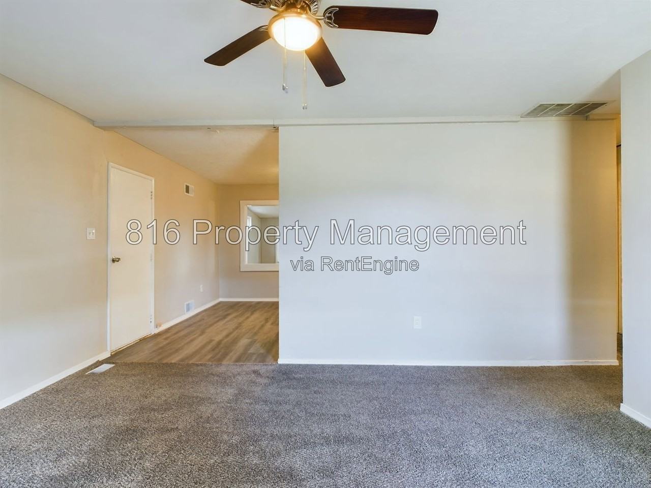 6407 E 152nd St - Photo 4 of 20