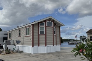 1309 Pine Island Dr N - Photo 1 of 1