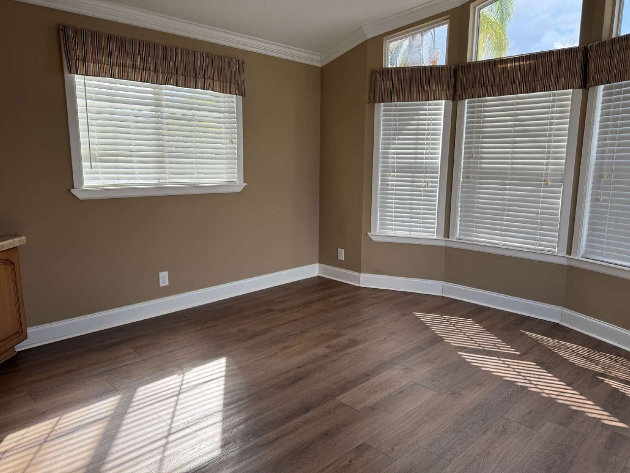 1309 Pine Island Dr N - Photo 7 of 18