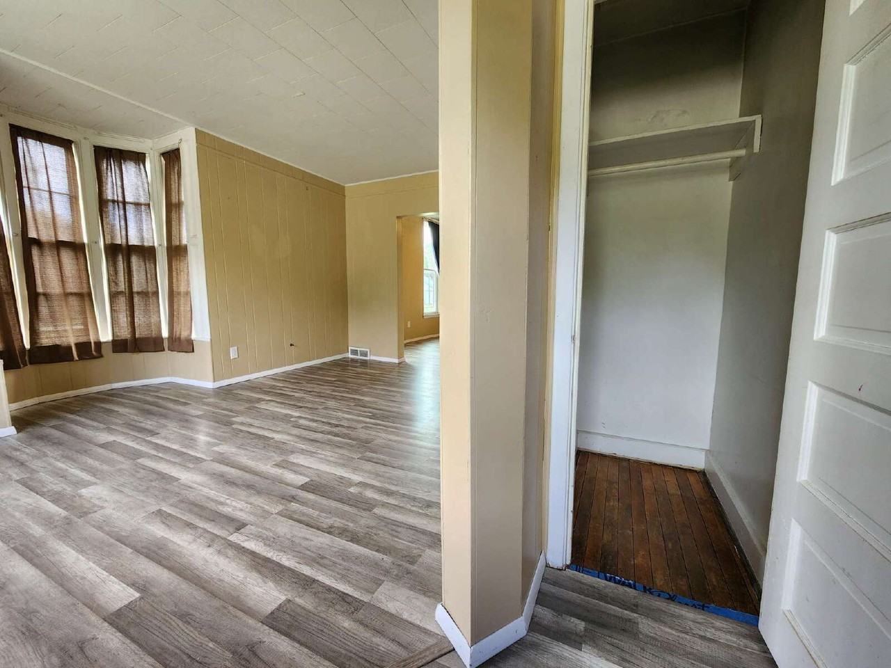 421 Otter Ave - Photo 5 of 16