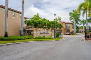 6880 Julia Gardens Dr - Photo 1 of 1