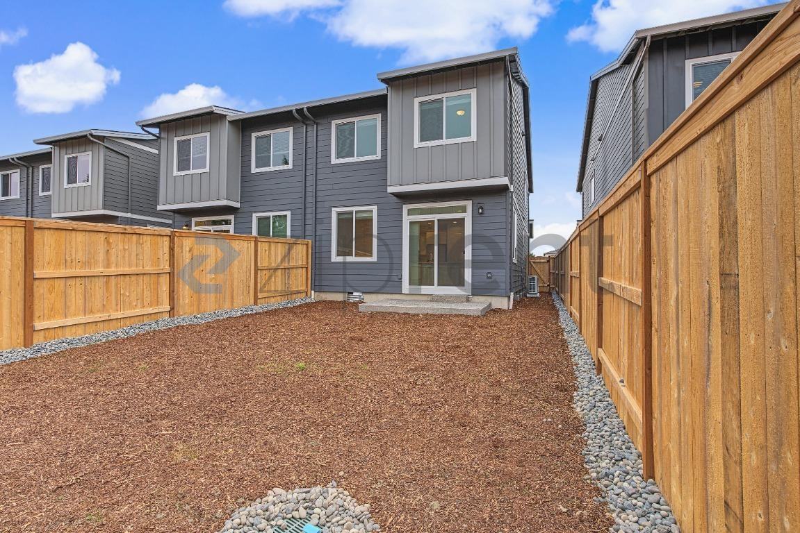 13511 Ne 86th St - Photo 4 of 23