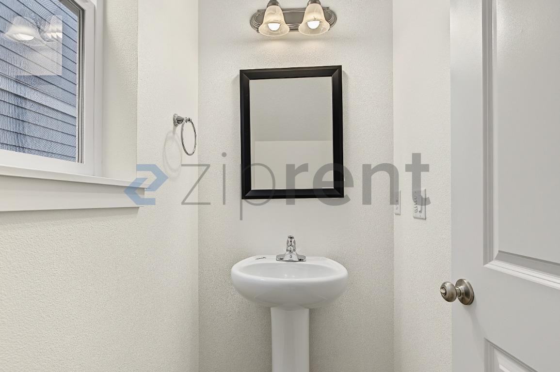 13511 Ne 86th St - Photo 6 of 23