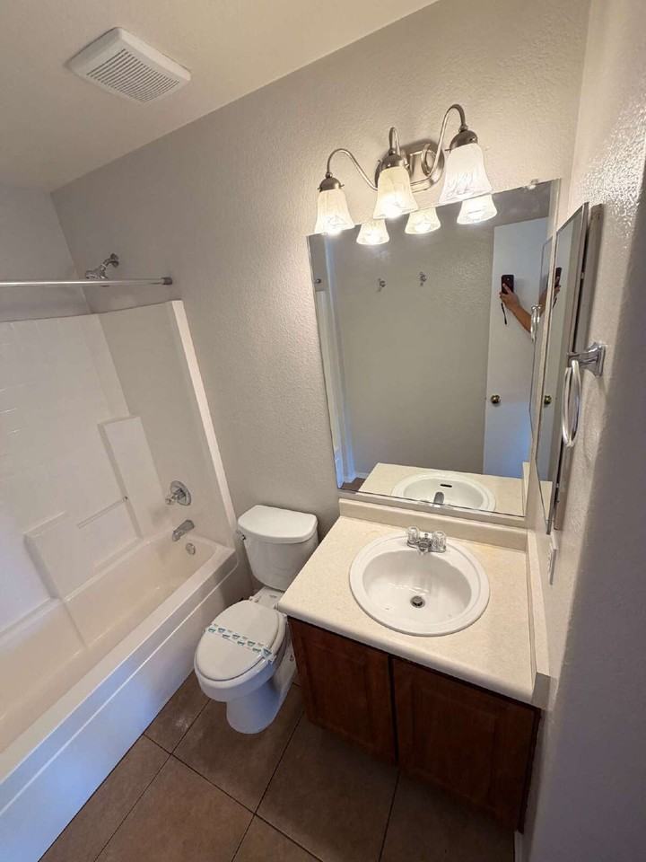 13564 W Fargo Dr - Photo 7 of 27