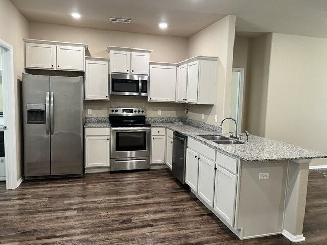 9000 Hawthorne Ln - Photo 5 of 14
